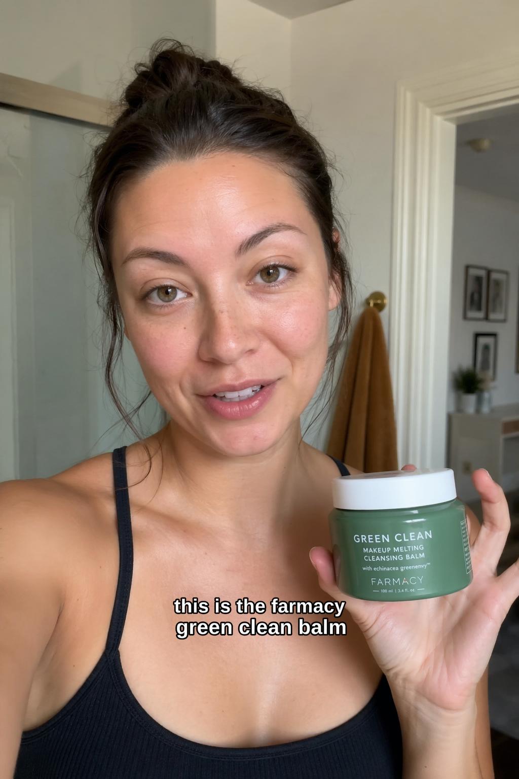 Creator Testimonial Video Review for a Product Page