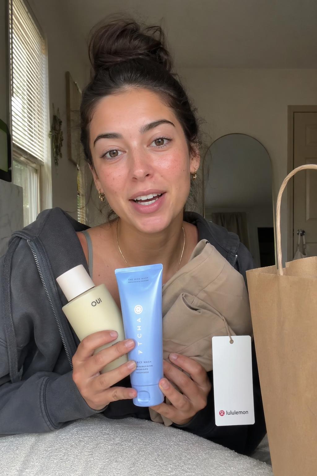 Video de creador mencionando varias marcas